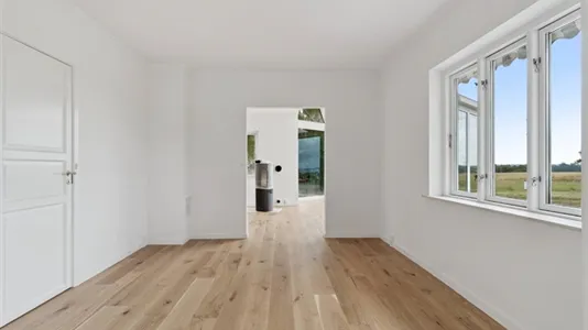 Huse i Helsinge - billede 13