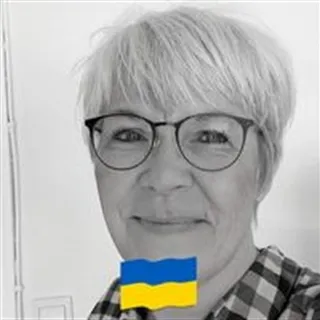 Jeg er enlig, ingen husdyr, søger lejlighed med min. 2 værelser
