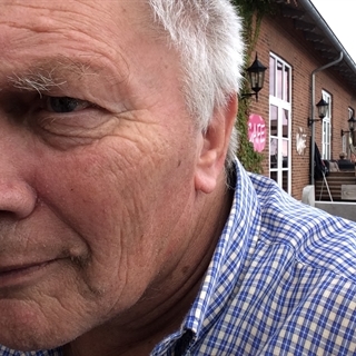 Jeg søger 1-200 m2 lejlighed / rækkehus i Holbæk til leje