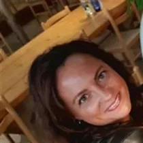Dina søger: lejlighed, hus eller rækkehus til leje i Køge, Herfølge eller Tureby 