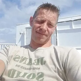Kenneth søger 51-69 m2 hus i Randers C, Randers NV, Randers NØ, Randers SV, Randers SØ til leje