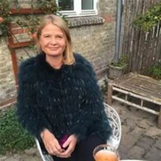 Susanne søger 100-150 m2 lejlighed i København K, Østerbro til leje