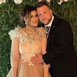 Refik søger 95-100 m2 lejlighed / rækkehus til leje