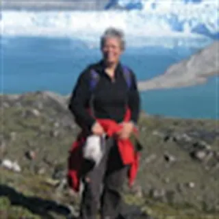 et plan - to toilletter - roligt beliggende - gerne bryggers - mindre have