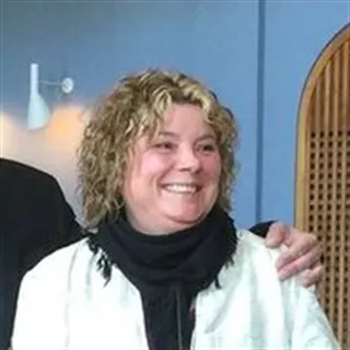 Ina søger 80-150 m2 hus / rækkehus til leje