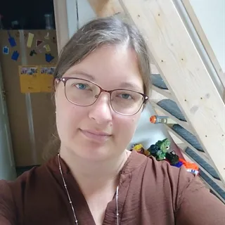 Jeg søger 90-160 m2 hus / rækkehus i Løsning til leje